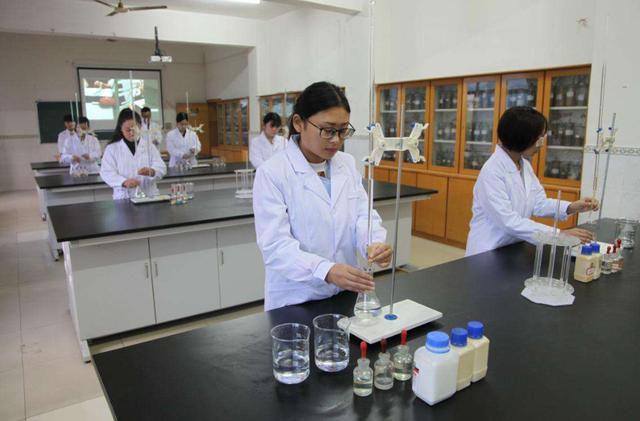 中专女孩学什么专业好 女孩适合学的中专专业有哪些-5 中专女孩学什么专业好 女孩适合学的中专专业有哪些-广东技校排名网